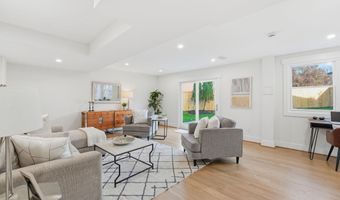 9803 DE PAUL Dr, Bethesda, MD 20817