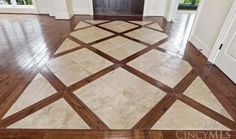 2358 Clydes Xing, Anderson Twp., OH 45244