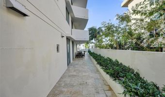 9400 W Bay Harbor Dr 103, Bay Harbor Islands, FL 33154