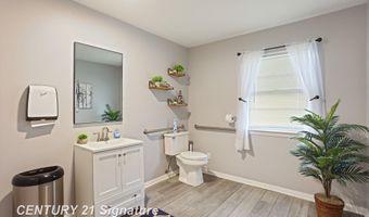 3741 Tittabawassee, Saginaw, MI 48604