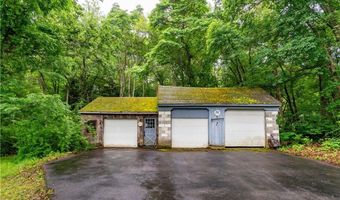 3442 Flat River Rd, Coventry, RI 02816