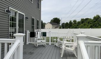 25 Damato Way, Agawam, MA 01001