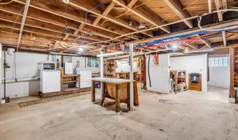 615 Riverside Dr, Bayville, NJ 08721