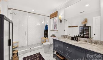 3020 Holt St, Charlotte, NC 28205