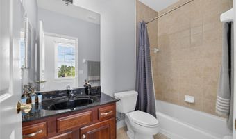 713 ISLEBAY Dr, Apollo Beach, FL 33572