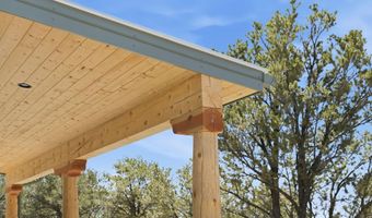 102 Spanish Peaks Rd, Arroyo Hondo, NM 87513