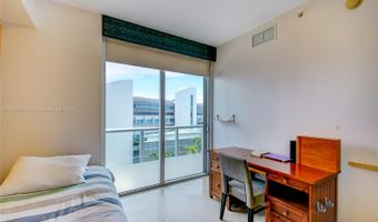 3131 NE 188th St 1-808, Aventura, FL 33180