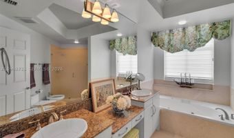9751 E Bay Harbor Dr 6C, Bay Harbor Islands, FL 33154