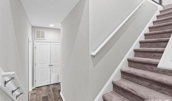 2223 Chattering Lory Ln, Apex, NC 27502