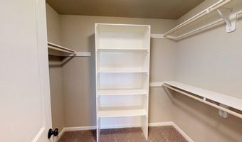 762 NW 28th St Plan: Plan 2237, Battle Ground, WA 98604