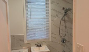 187 W 48Th St, Bayonne, NJ 07002