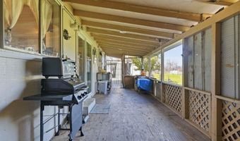 17300 Lassen Ave, Anderson, CA 96007