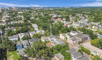 221 E 32nd St, Savannah, GA 31401