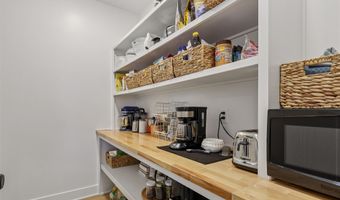 1404 NW Arbor Dr, Ankeny, IA 50023