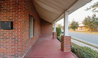 4 S Lee, Baxley, GA 31513