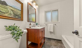 4464 Kamloop Ave, San Diego, CA 92117