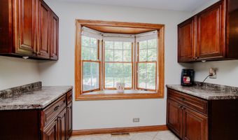 722 N Mavis Ln, Addison, IL 60101