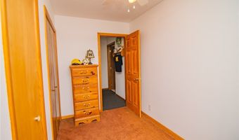 218 High St, Amsterdam, OH 43903