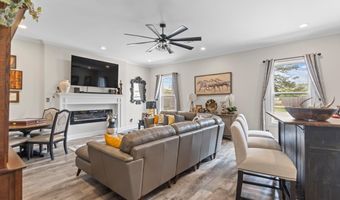 6020 Centark Ct, Alexander, AR 72002