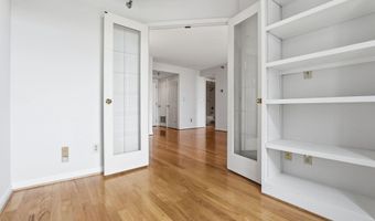 2400 CLARENDON Blvd 815, Arlington, VA 22201