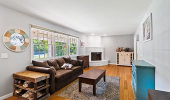 3464 Wallace Rd, Santa Rosa, CA 95404