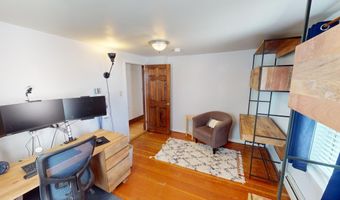 20 Harthorn Ave, Bangor, ME 04401