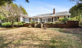 28 S Hill Dr, Cranston, RI 02920