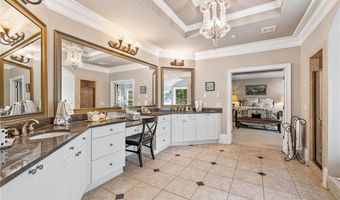 221 Allmond Ln, Alpharetta, GA 30004