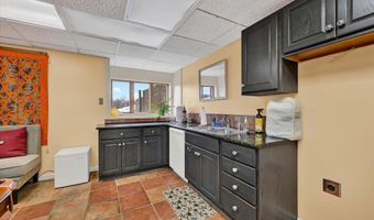 8272 WOODBINE Rd, Airville, PA 17302