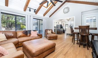 206 New Rd, Avon, CT 06001