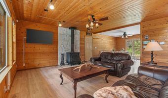 9 PINE St, Alpine, WY 83128
