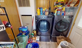 16107 W HOFFELDT Ln, Brookings, OR 97415