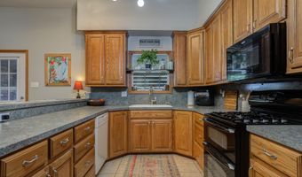1111 Deer Ct, Abernathy, TX 79311