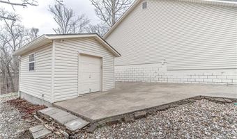 1 Preston Ln, Bella Vista, AR 72714