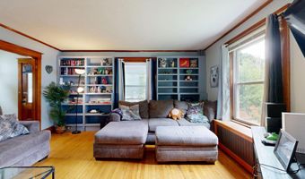 184 Whitney St, Auburn, ME 04210