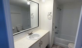 10 Sherman Dr, Boscawen, NH 03303