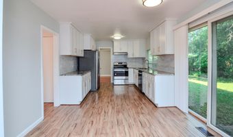 3187 Plymouth Rd Rd, Ann Arbor, MI 48105