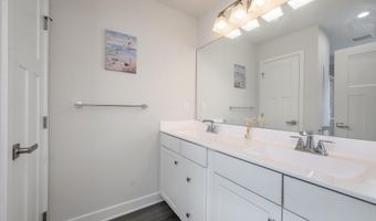 29 Athens Way, Aberdeen, NJ 07747