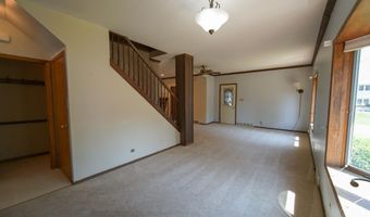 610 7th Ave, Ackley, IA 50601