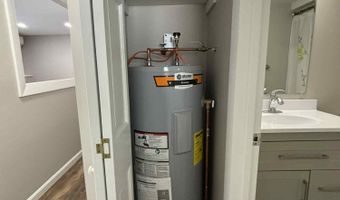 236 Sewall St, Augusta, ME 04330