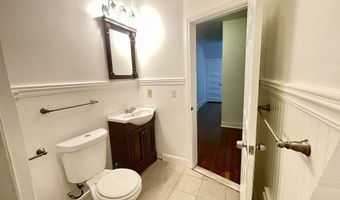 517 Brooks St, Bridgeport, CT 06608