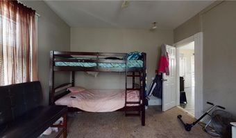 44 Division St, Lincoln, RI 02838