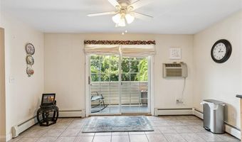 673 Metacom Ave 50, Bristol, RI 02809