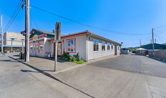 29 W 1ST St, Coquille, OR 97423