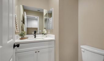 15155 Pocahantas St, Apple Valley, CA 92307