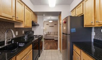 4500 S FOUR MILE RUN Dr 306, Arlington, VA 22204