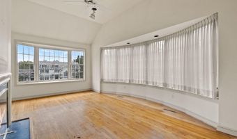 3246 N ABINGDON St, Arlington, VA 22207