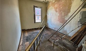 435 Merchant St, Ambridge, PA 15003