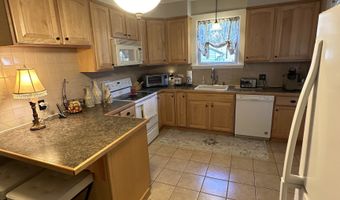 18 New St, Ansonia, CT 06401