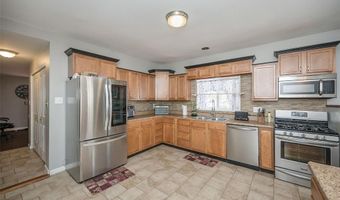 401 Mildred St, Alton, IL 62002